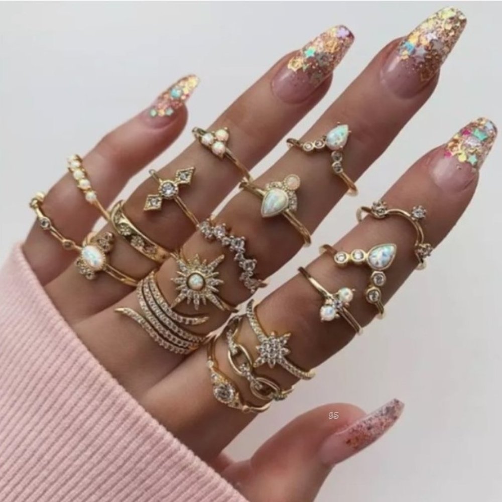 17 Pc Boho Ethnic Gypsy Opal, Crystal, Gold Tone Rings in Various Sizes - NWT - Picture 10 of 14